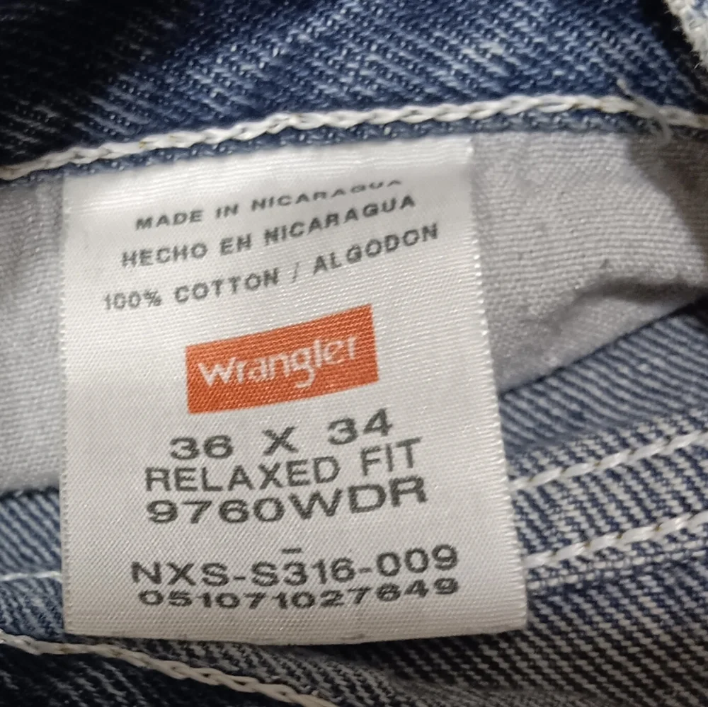 Wrangler Relaxed Fit Jeans 👖 - Picture 6 of 6